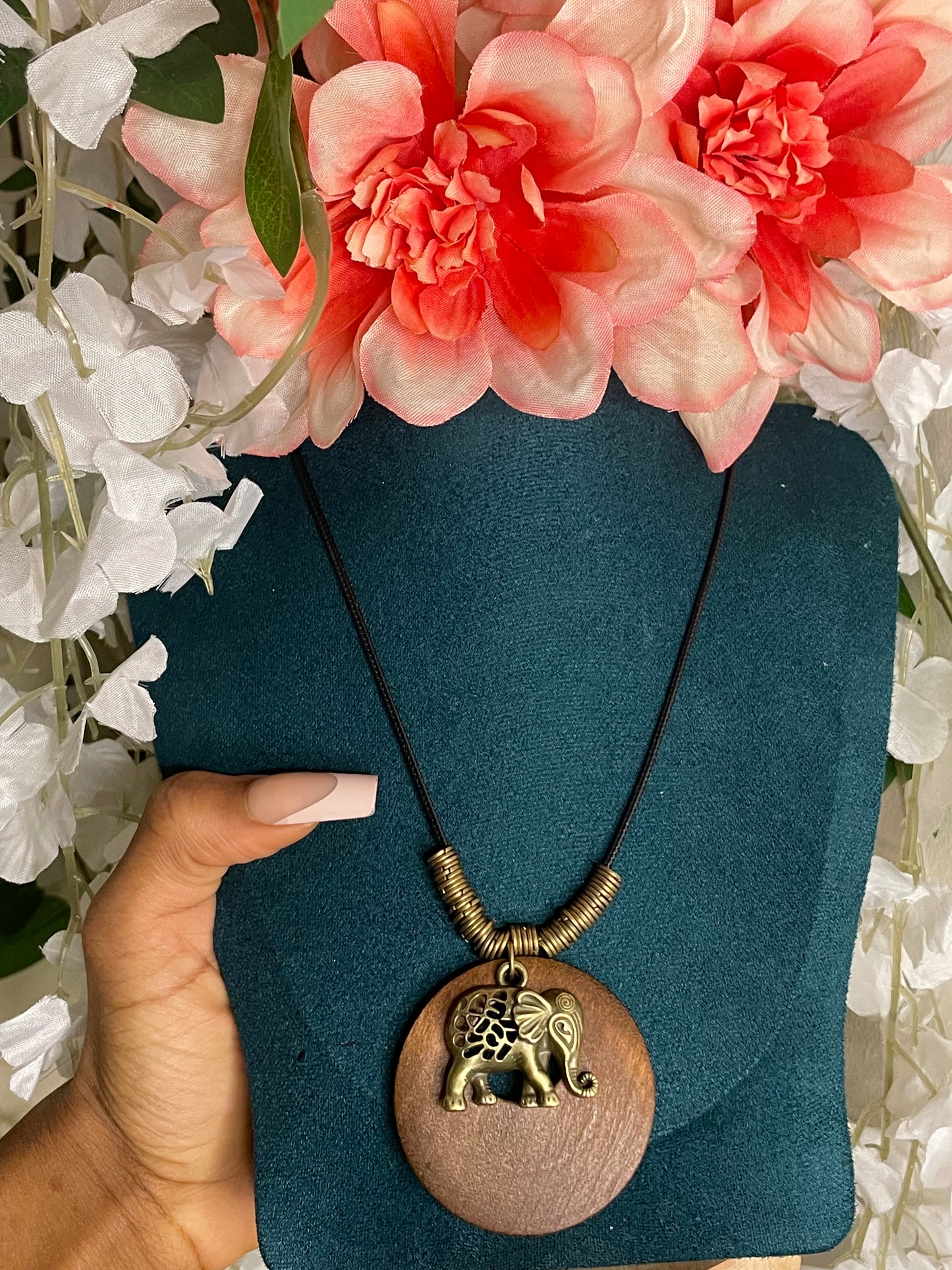 ELEPHANT NECKLACE