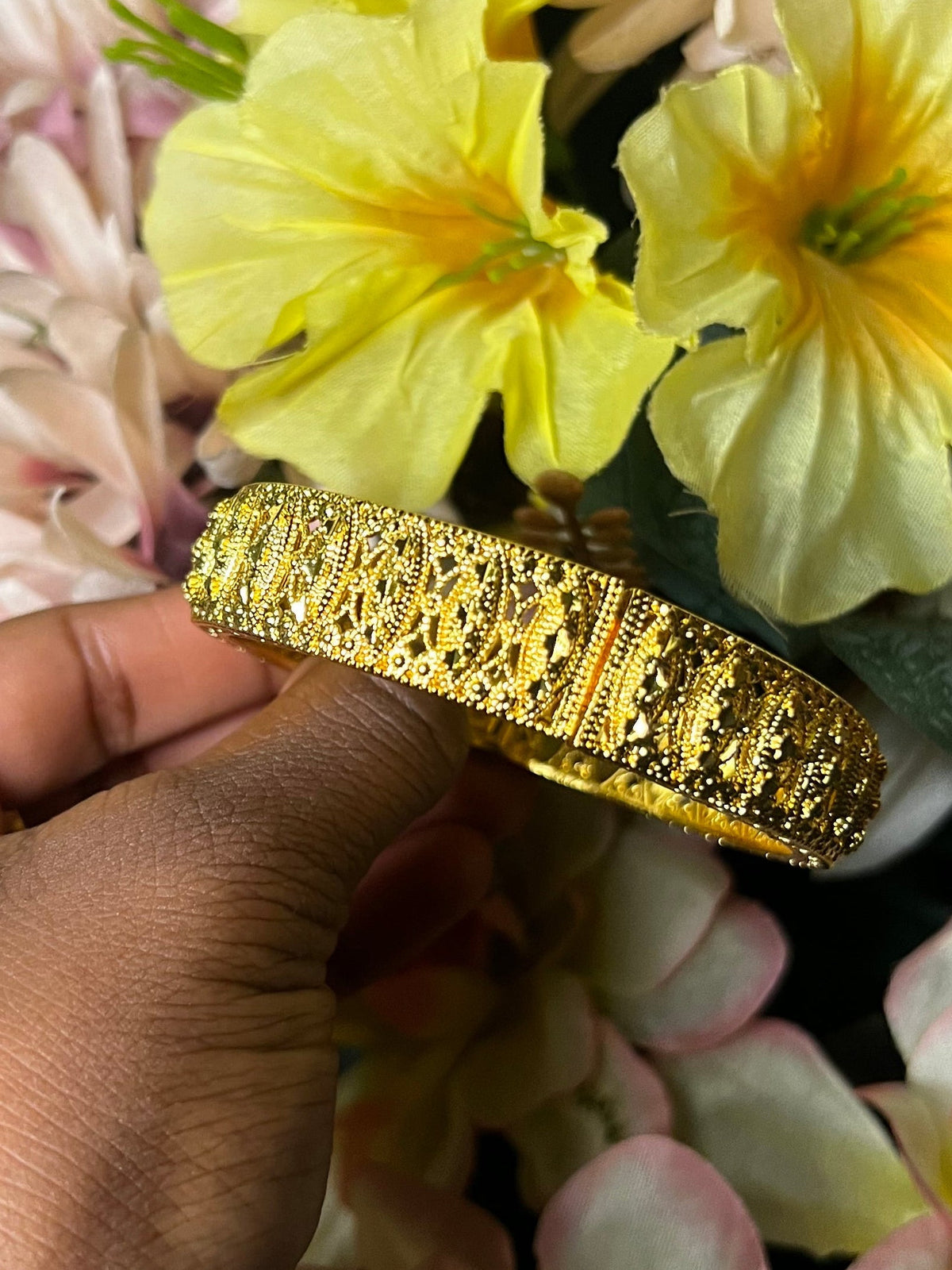 Gold link bangle 💗✨
