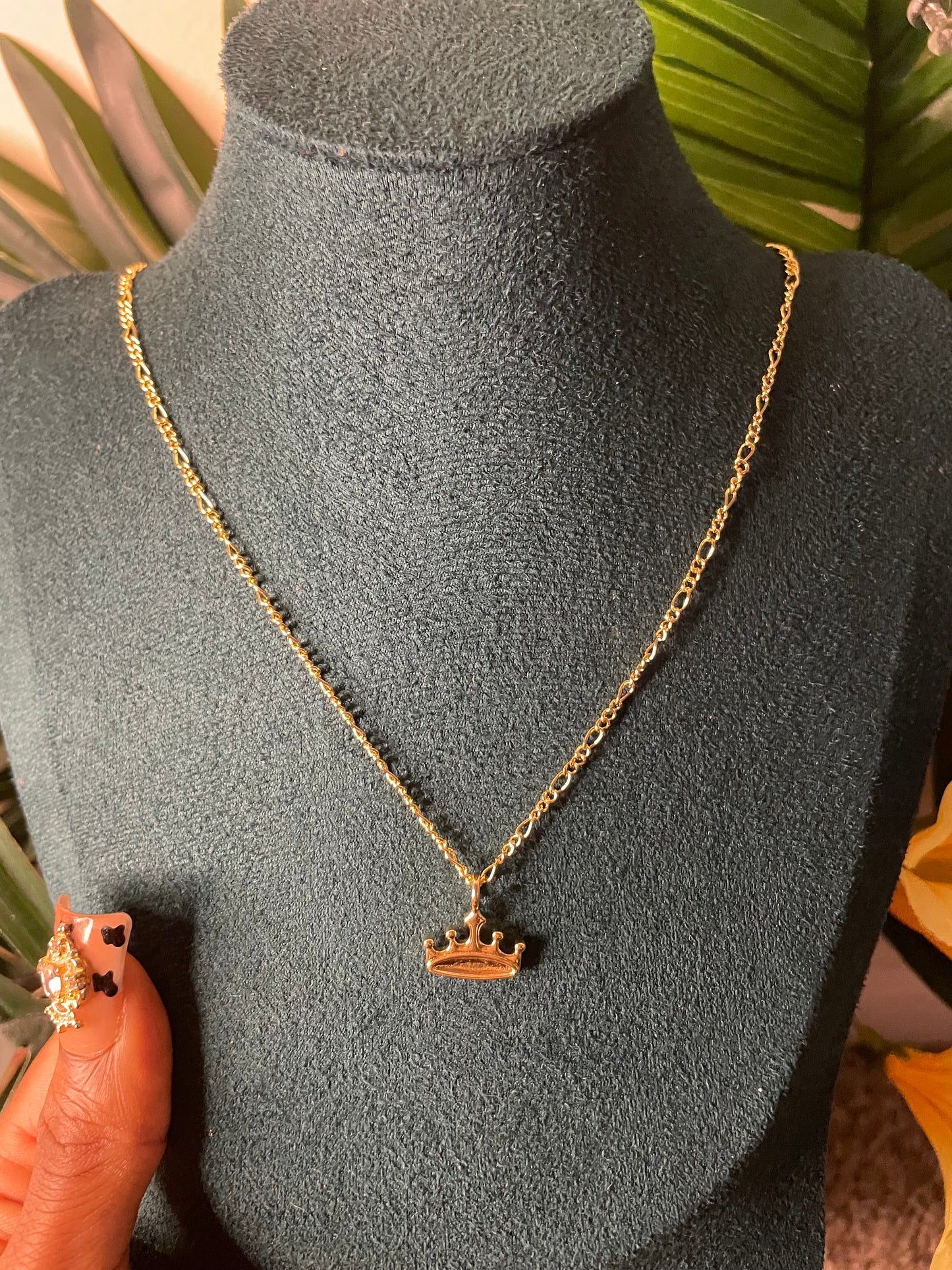 Crown necklace 🦋