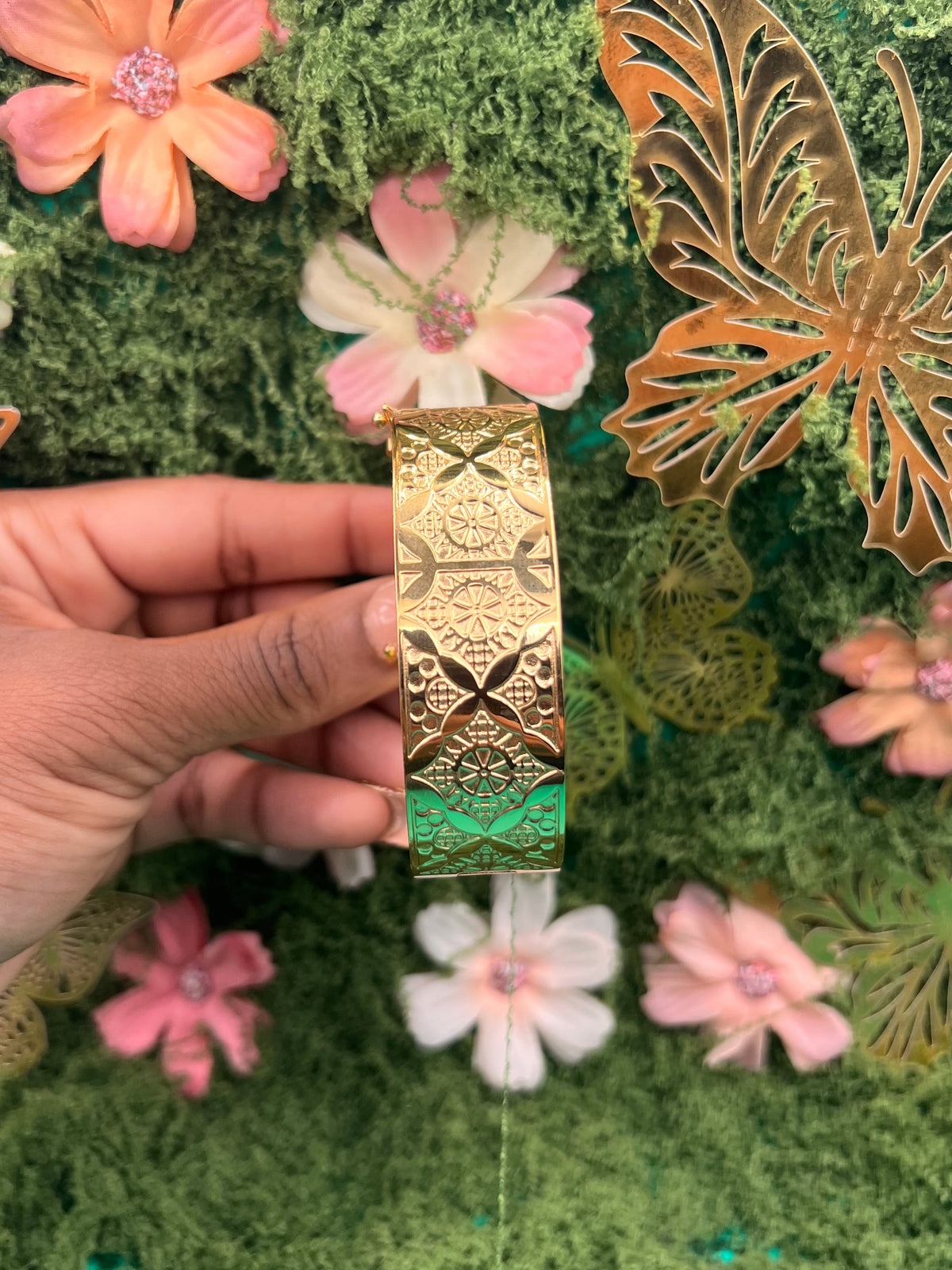 Cherish Bangle ⭐️