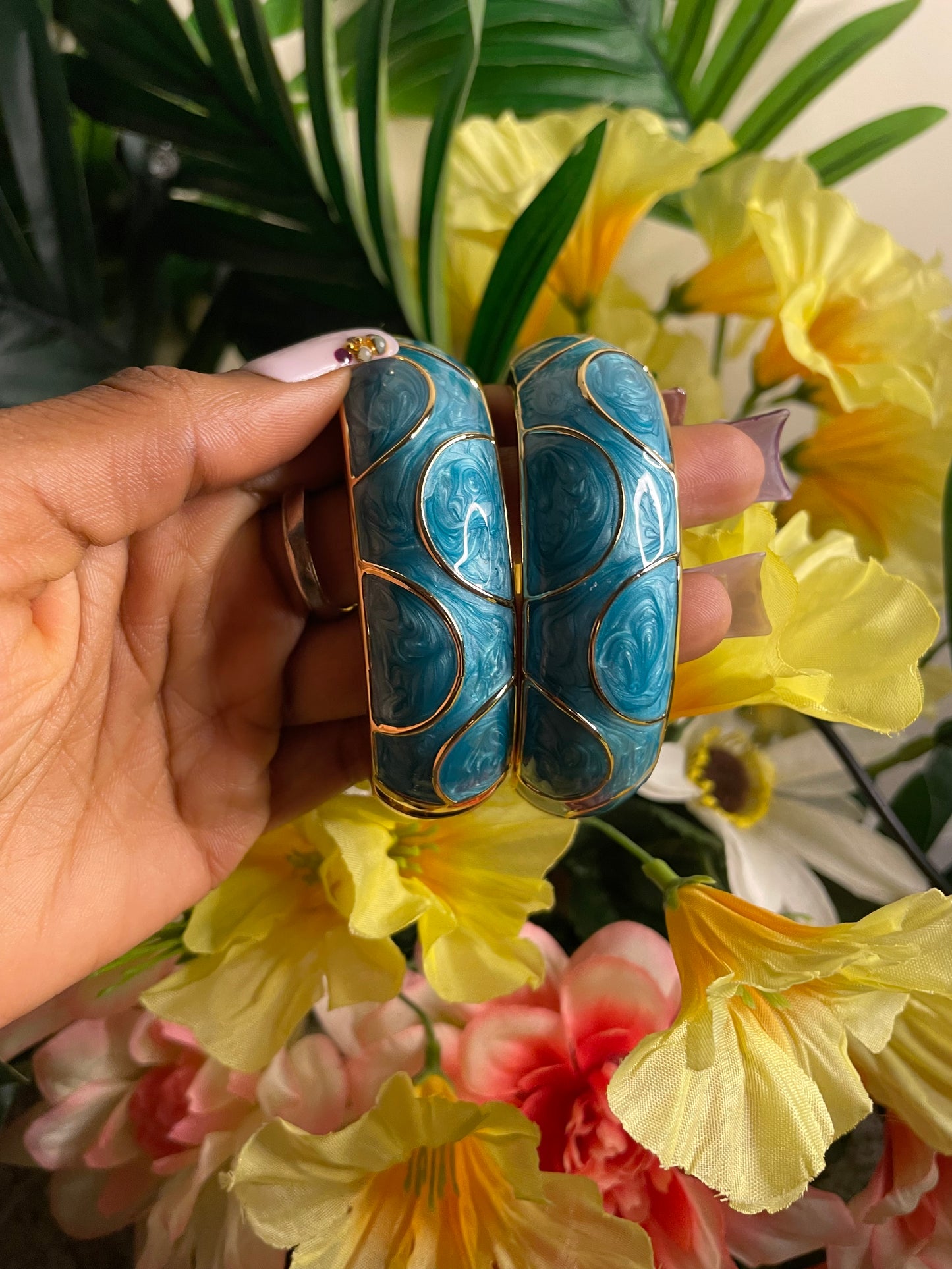 Turquoise swirl bangle