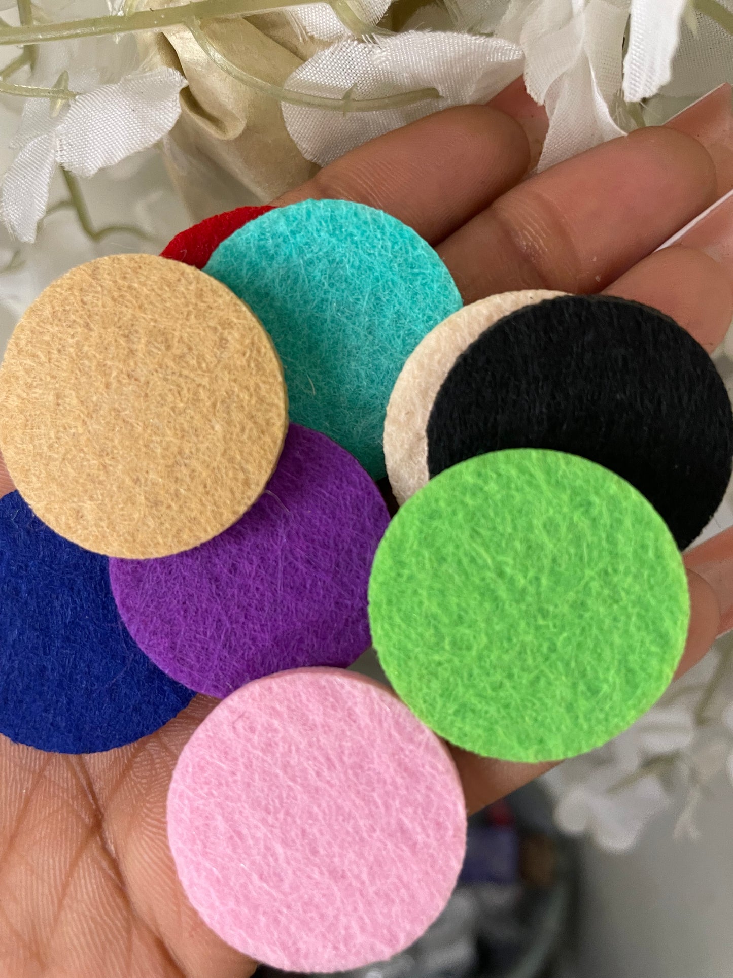 HOLLOW DIFFUSER LOCKET