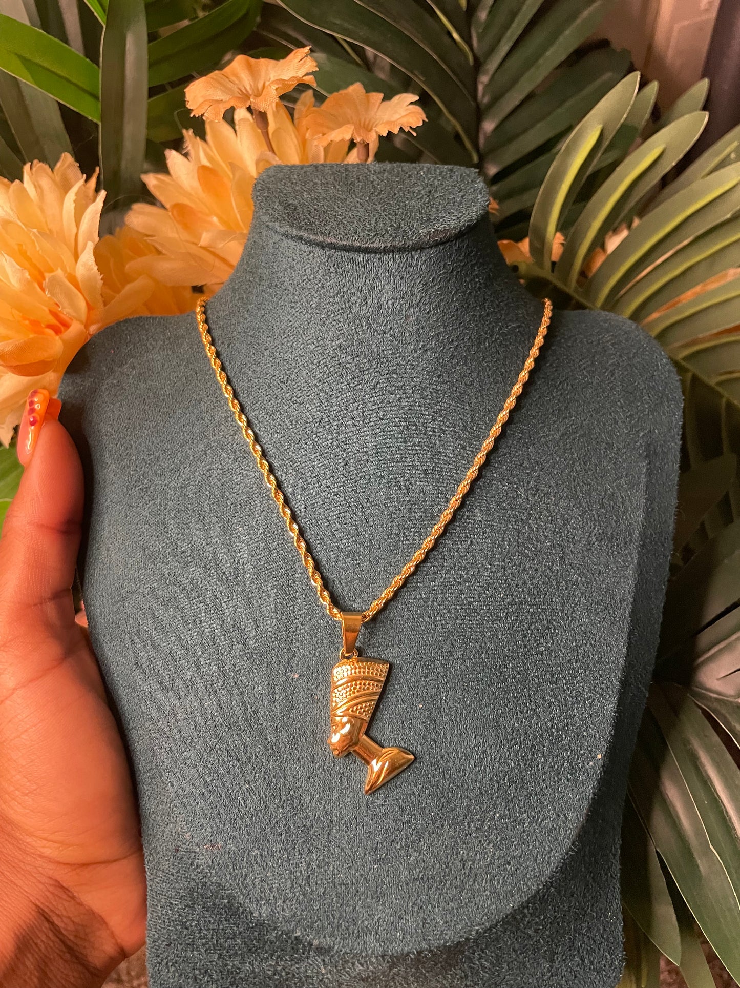 Queen Nefertiti Necklace