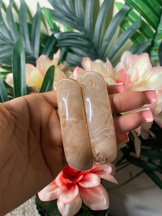 Nude swirl bangle