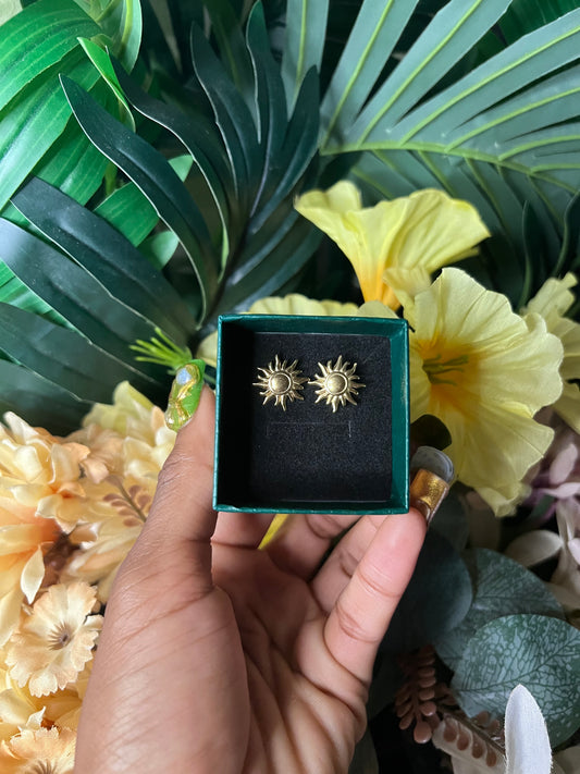 Golden sun earrings ✨
