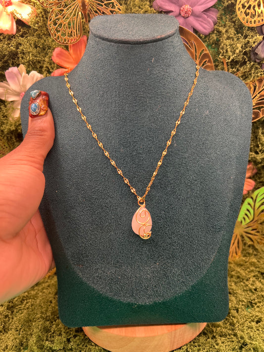 ⭐️rose quartz necklace⭐️