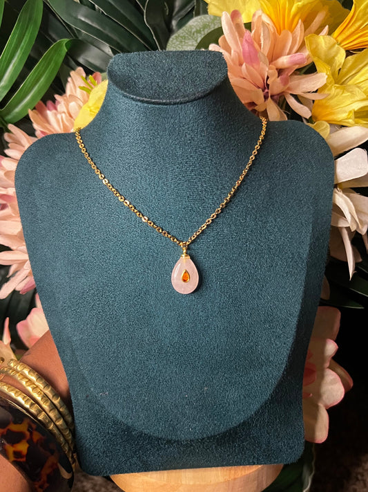 Rose quartz gem necklace ✨✨