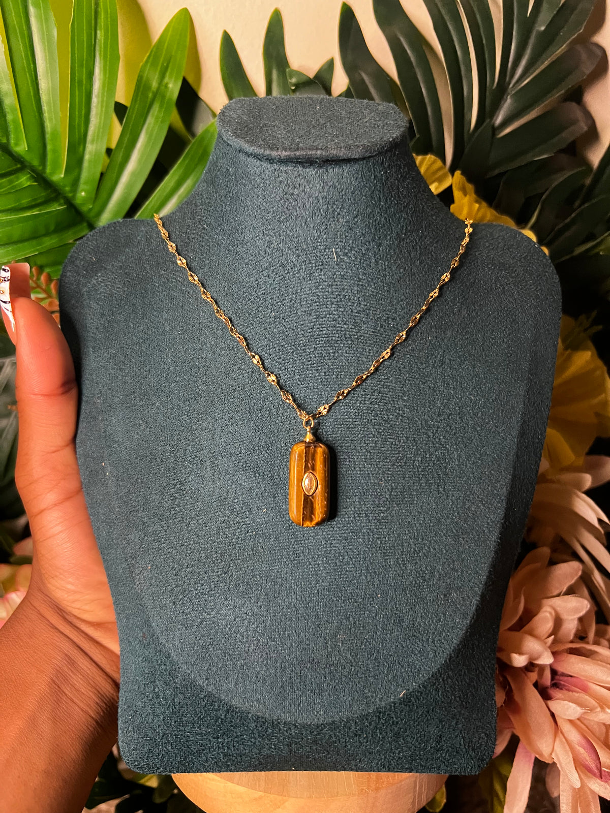 TIGER EYE GEM NECKLACE 🧚🏾‍♀️✨