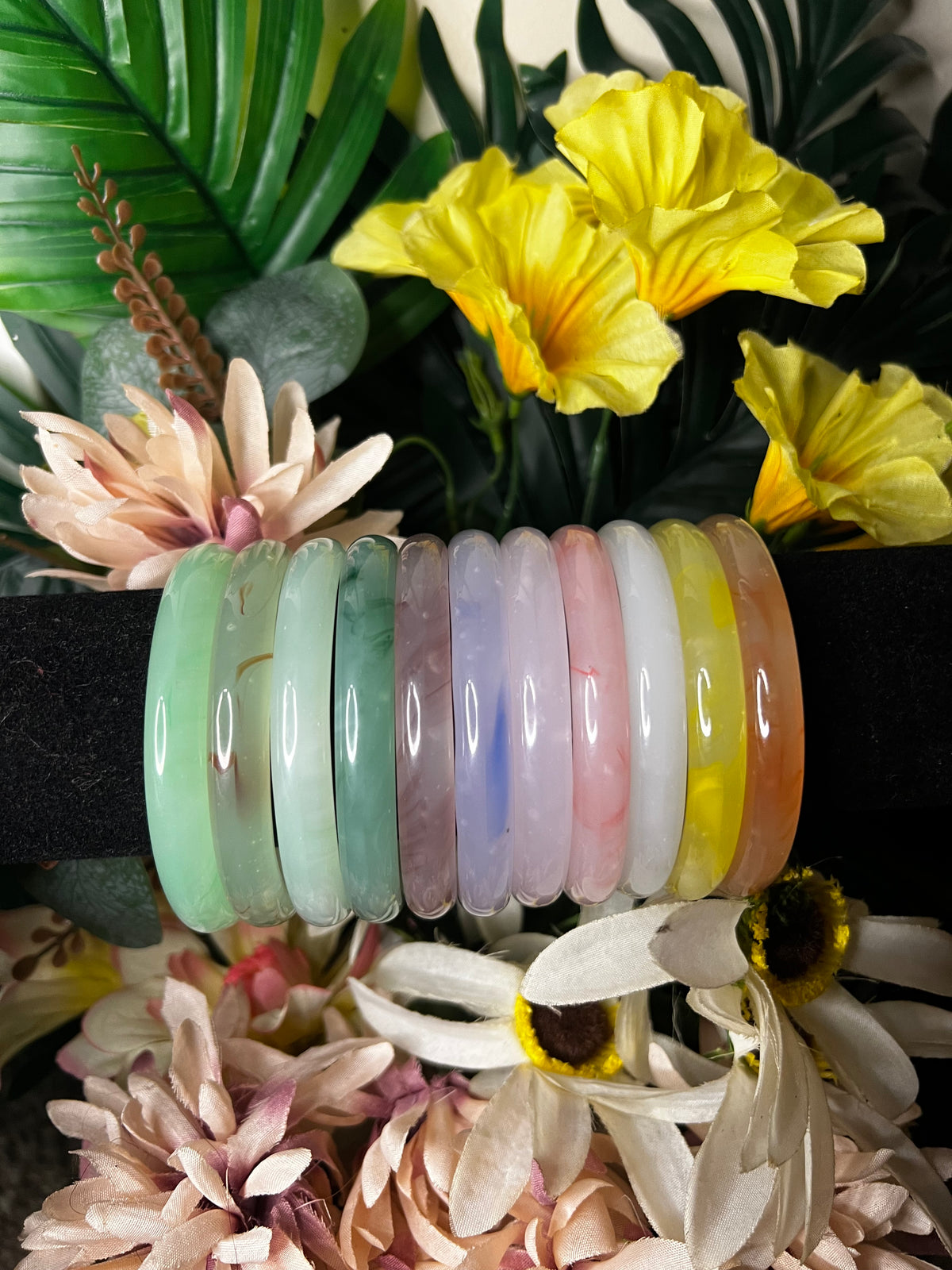 GLASS BANGLES ( CLICK FOR MORE ) 🧚🏾‍♀️✨👑