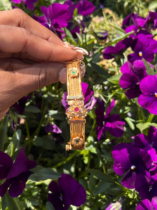 Flora bangle