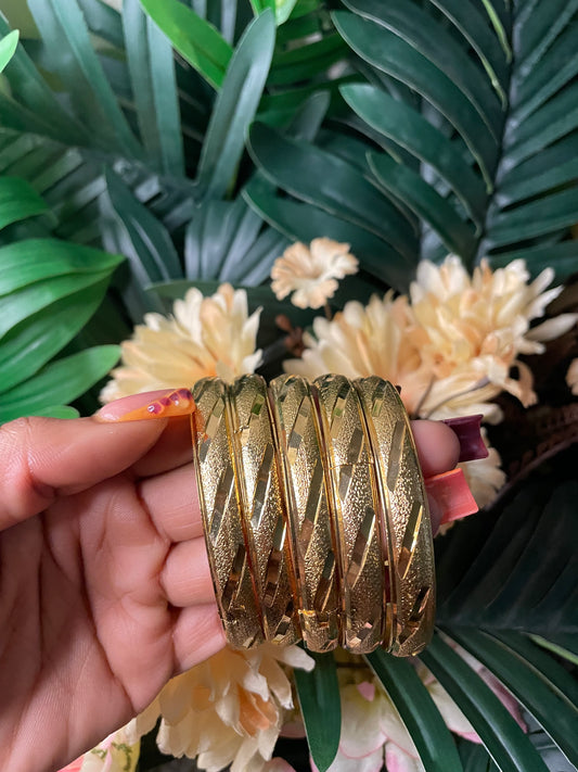 Goldy bangles