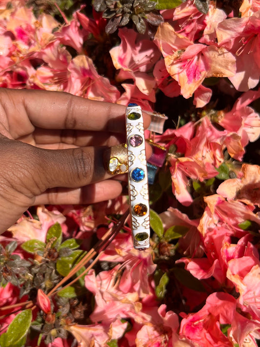 WHITE GEM BANGLE ✨