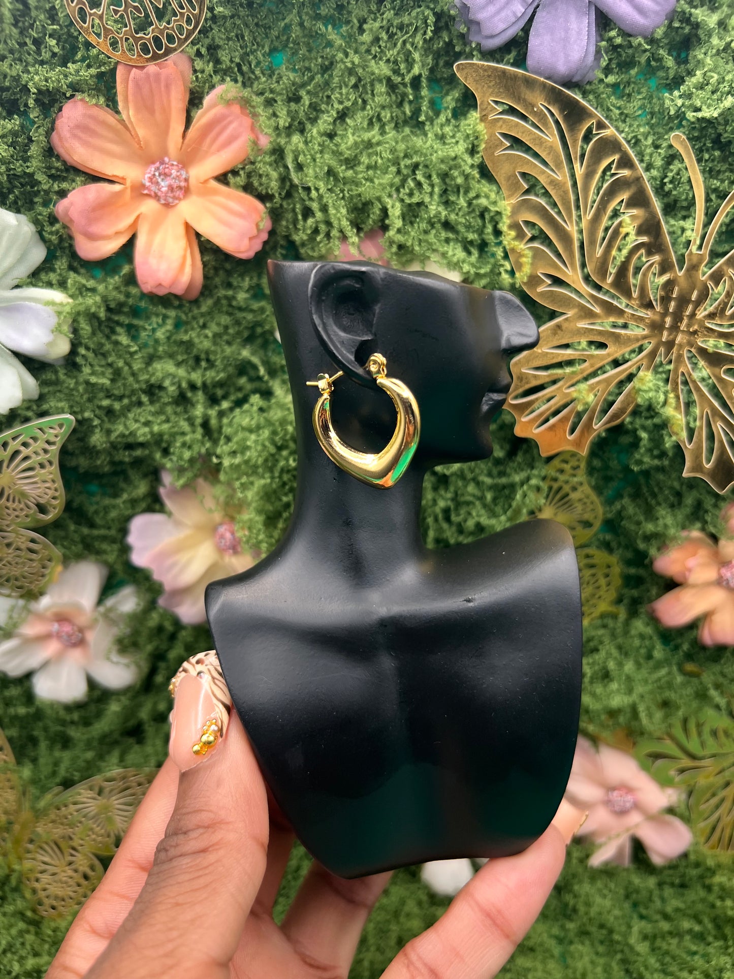 Icon Earrings ⭐️