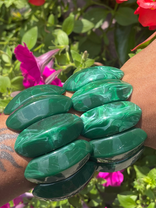 Emerald swirl bracelet