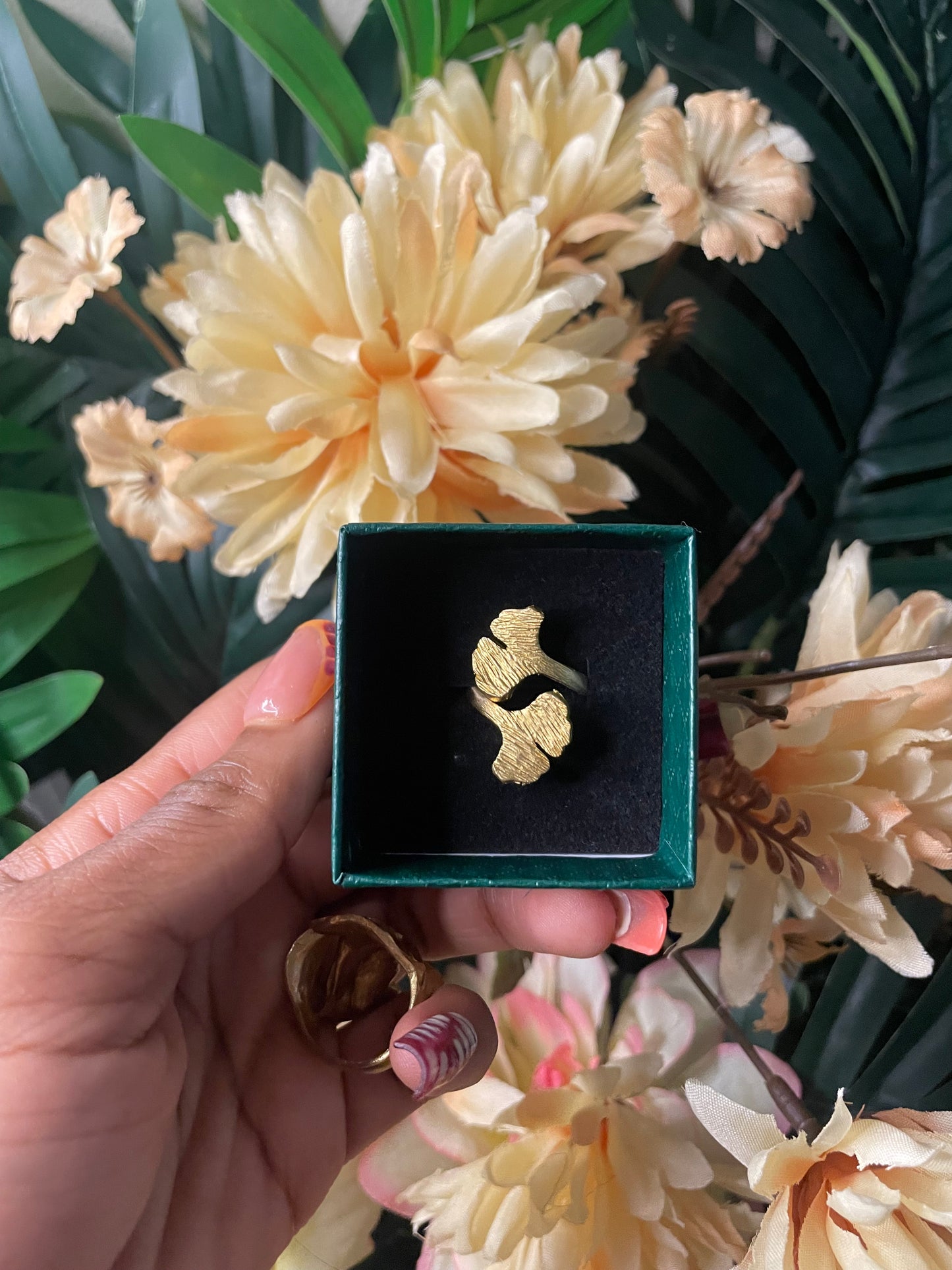 Clover brass ring ✨