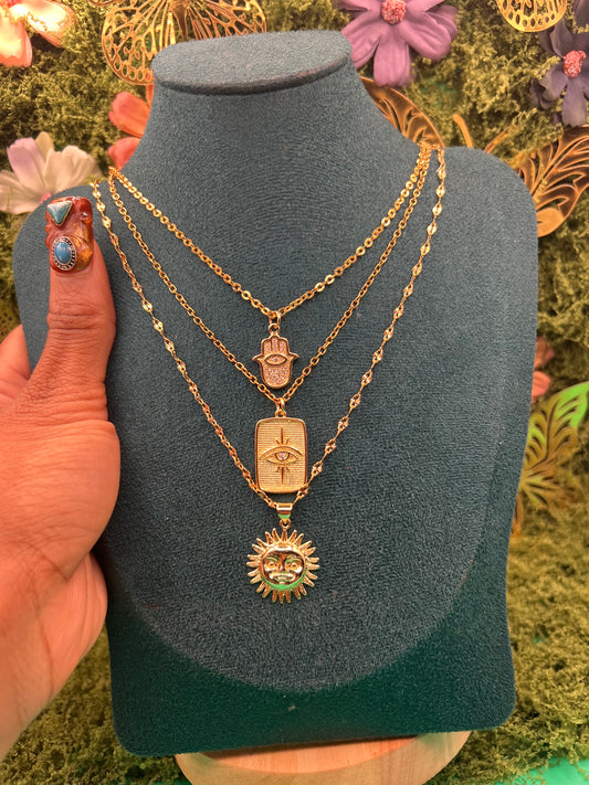 GOLDEN NECKLACE SET ⭐️