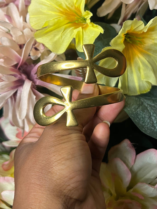 Ankh bangle ( stainless steel ) 🧚🏾‍♀️✨